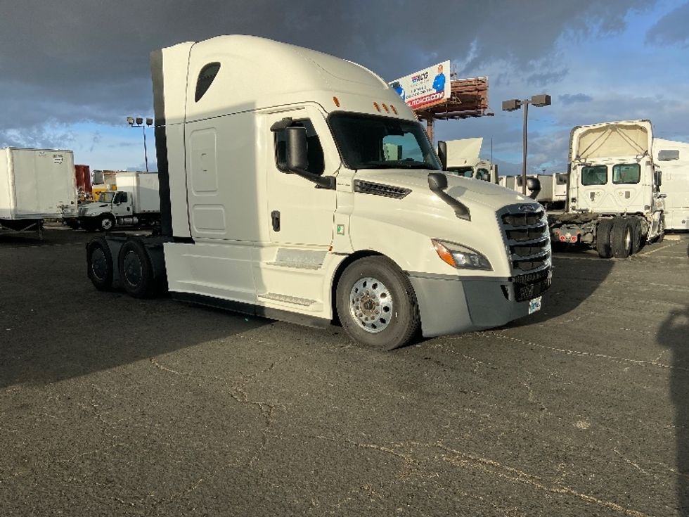 Your Next Used 2020 Freightliner T12664ST, 365794, Is For Sale And ...