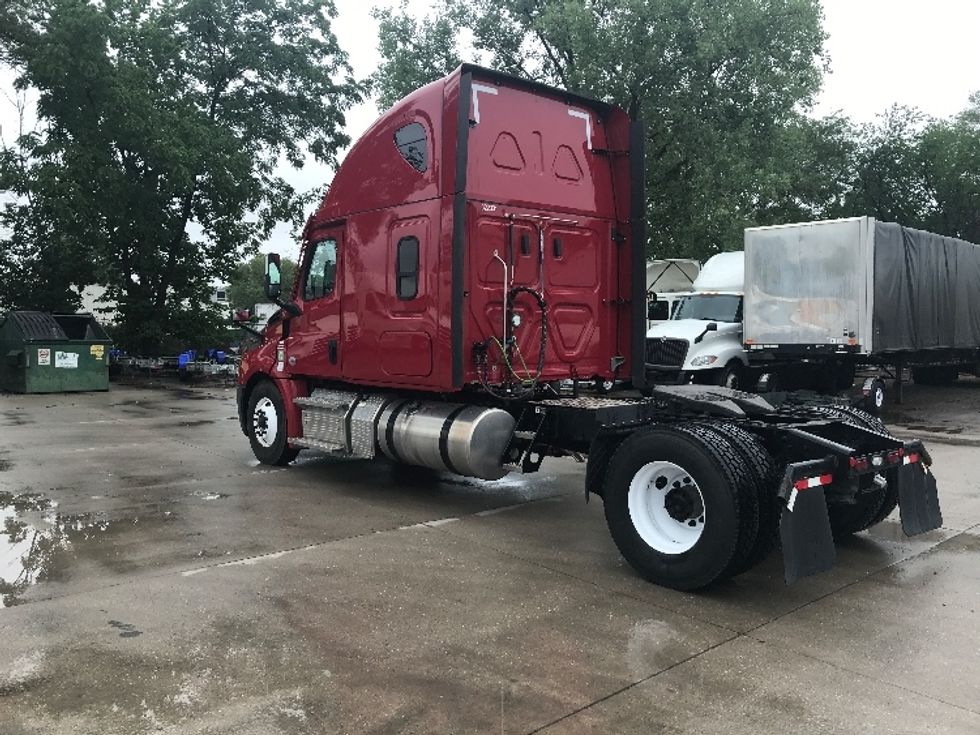 2021 Freightliner T12642ST Sleeper Tractor