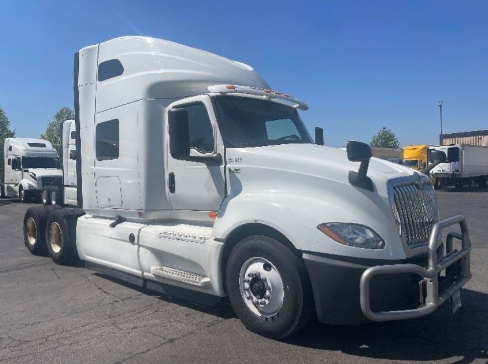 2019 International LT625 Sleeper Tractor