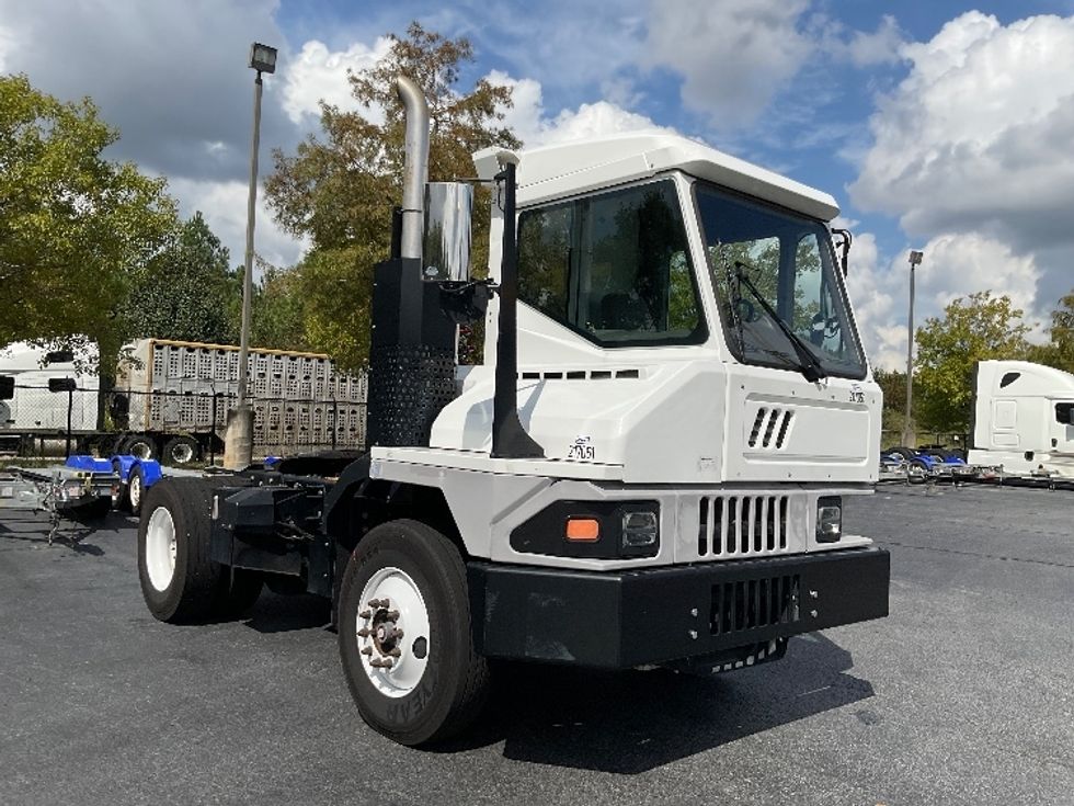 2018 Ottawa T2 Yard Truck