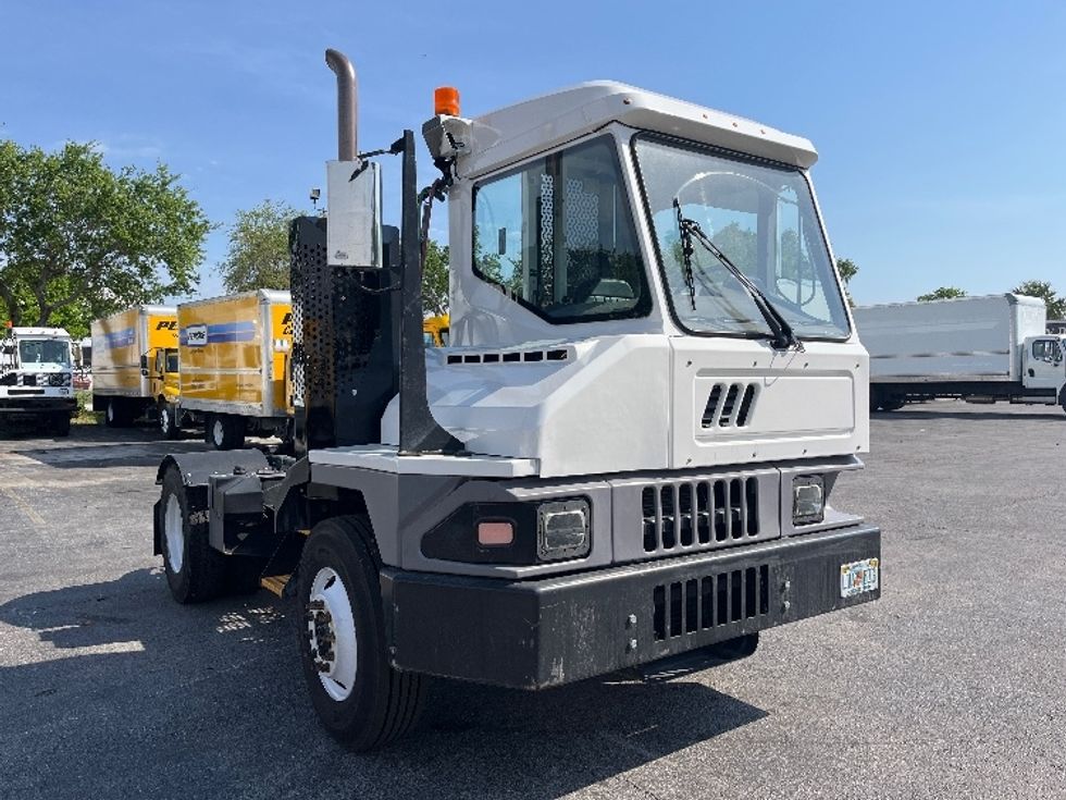 2018 Ottawa T2 Yard Truck