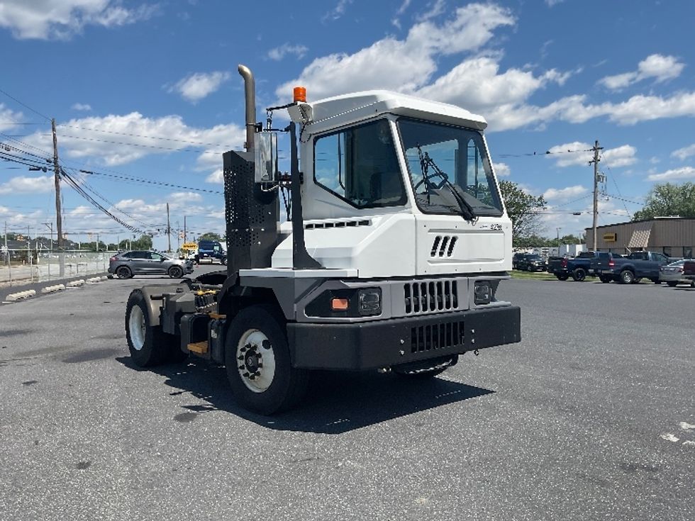 2020 Ottawa T2 Yard Truck